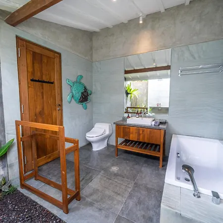Ubud Diary Villa Exterior photo